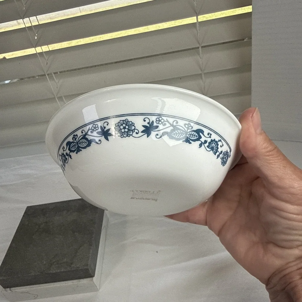 Vtg Corelle by Corning Old Town Blue Onion 6.25
